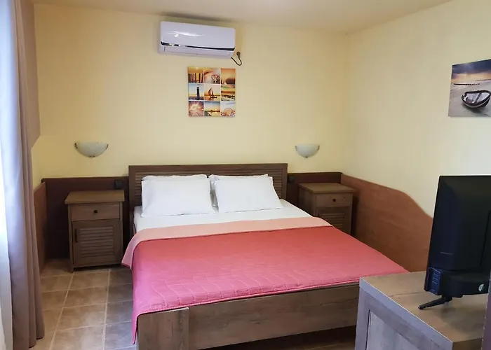 Guest Flirt Золотые Пески