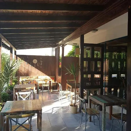 Guest Flirt * Golden Sands