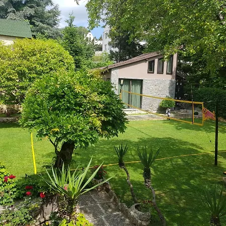 Ξενοδοχείο Guest Flirt *