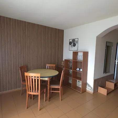Guest Flirt Hotel *