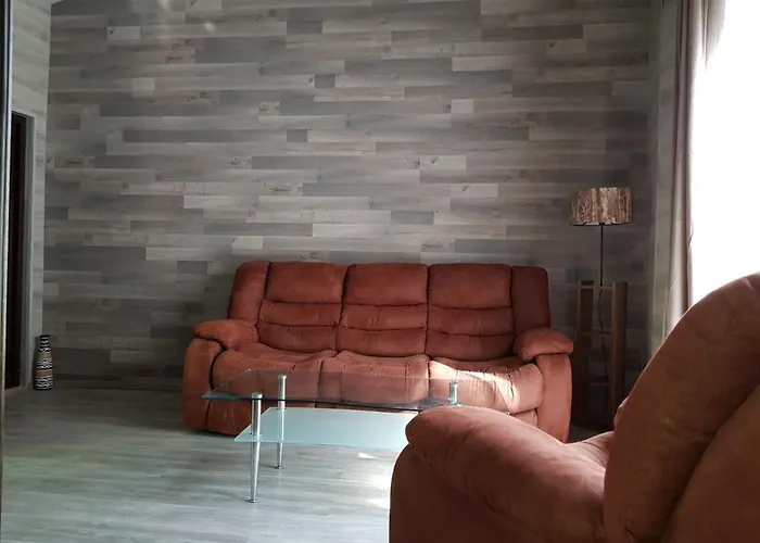 Hotel Guest Flirt Sables d'or