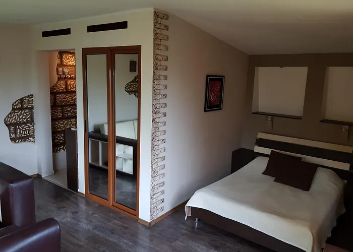 Hotel Guest Flirt Sables d'or